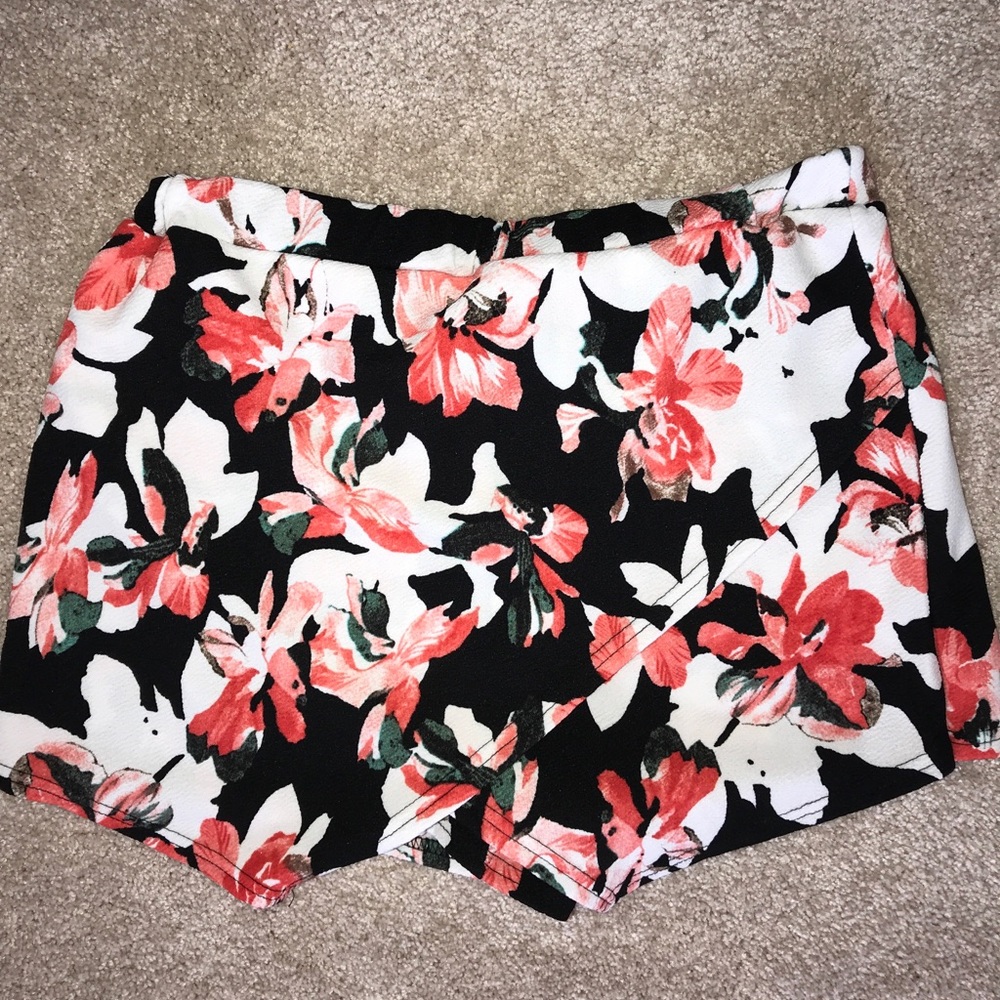 Boohoo Louise Wrap Front Ponte Skort